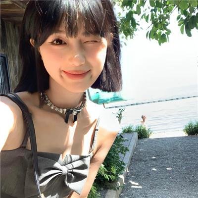 她在梦中跳舞